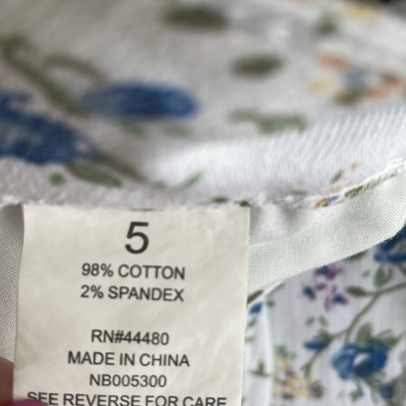 Love Fire Distressed Floral Skinny Jeans - Picture 7 of 7